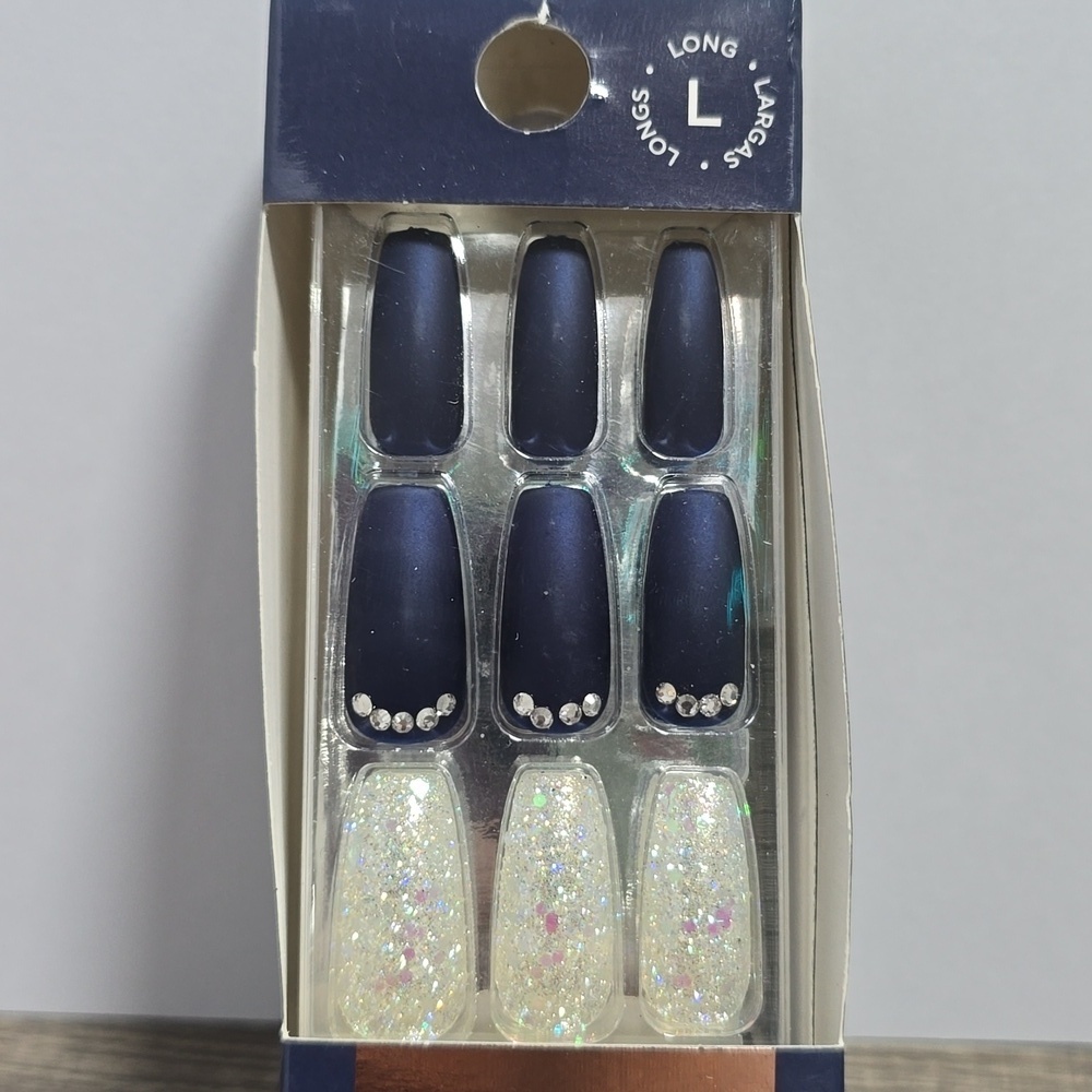 Dashing Diva NailBliss Salon Gel Nails Long Length Brand New Navy Matte - Picture 2 of 4